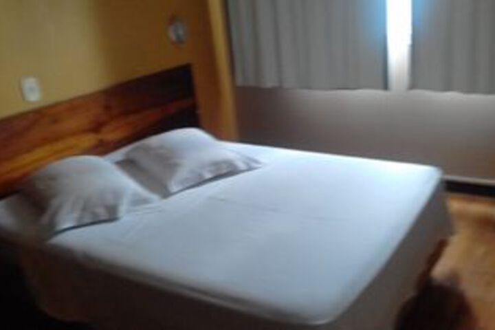 Room 11 of 26
