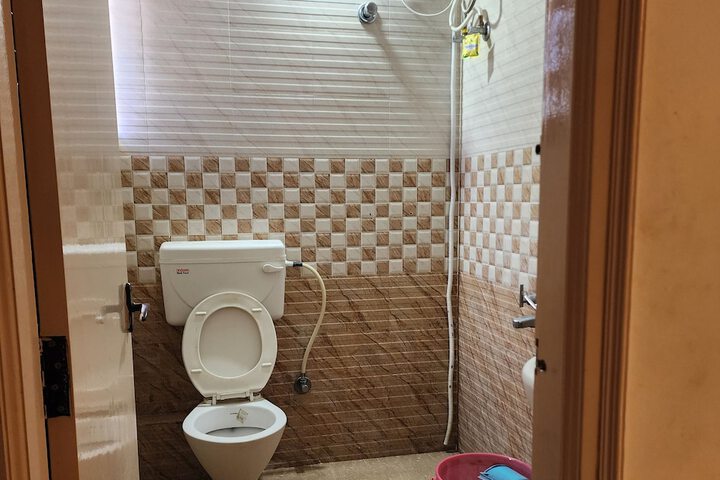 Room 15 of 18