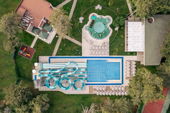 Pool 128 of 417