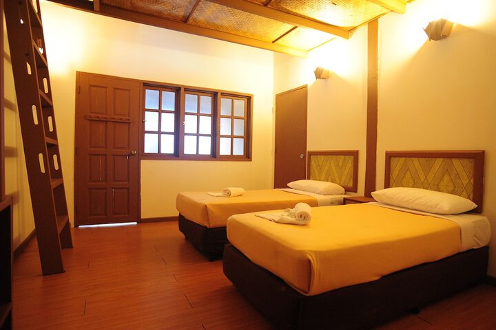 Room 18 of 36