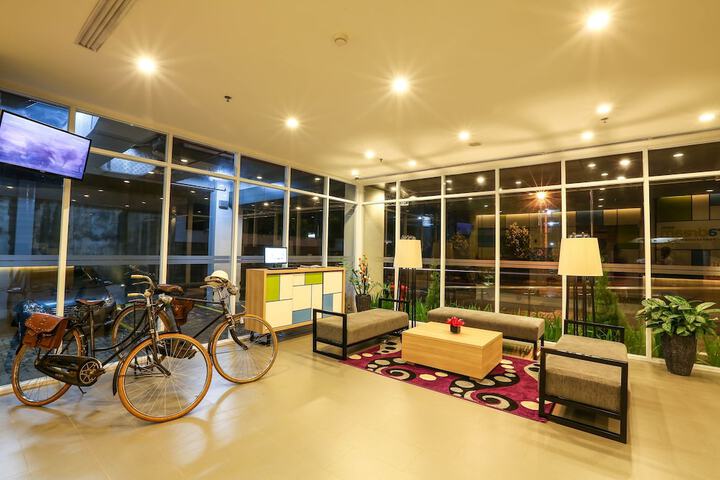 Guest Lobby
