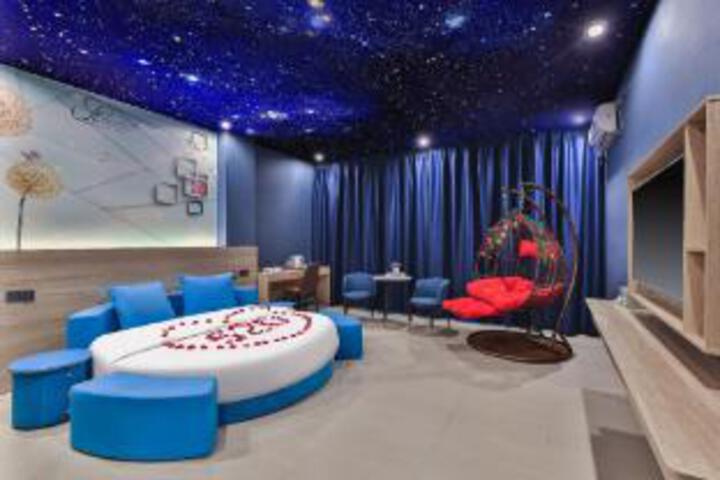 Yulanting Hotel (Yuanzhou Xinhong Plaza Branch)
