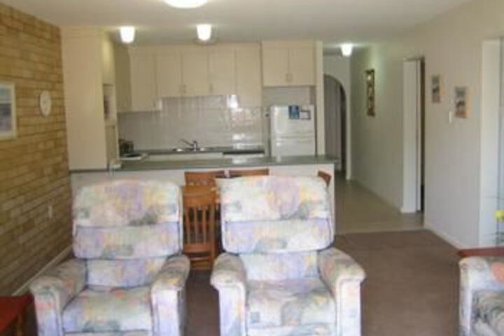 Room 13 of 22