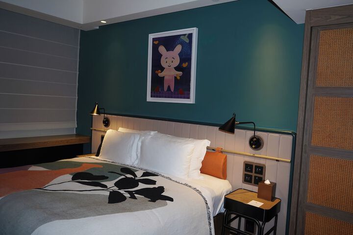 Room 29 of 85