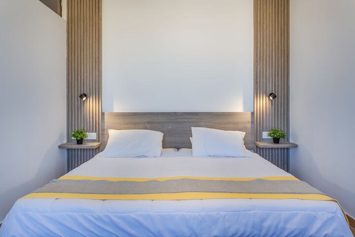Room 20 of 90