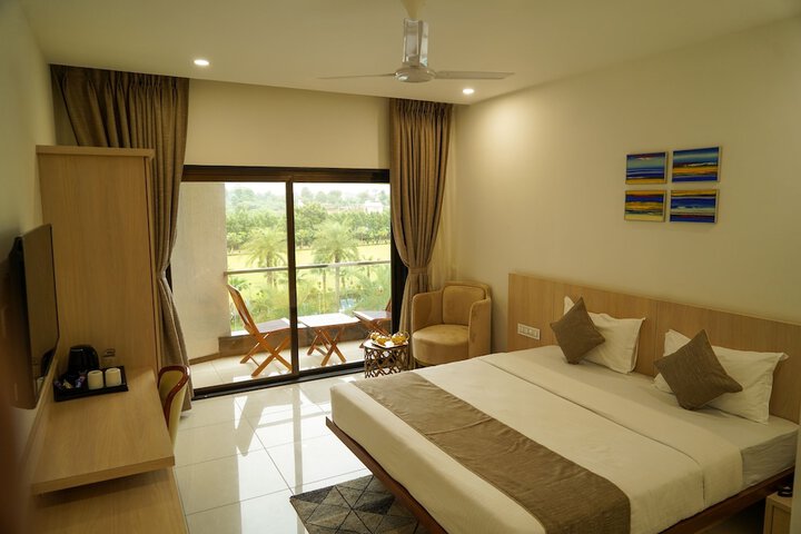 Room 3 of 26