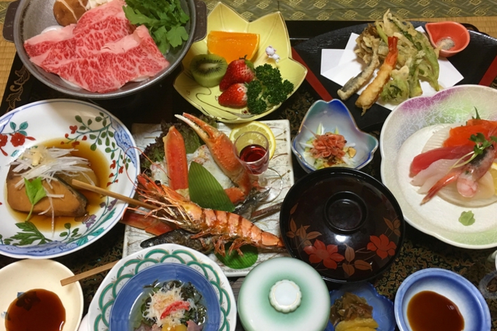 Dining 9 of 9