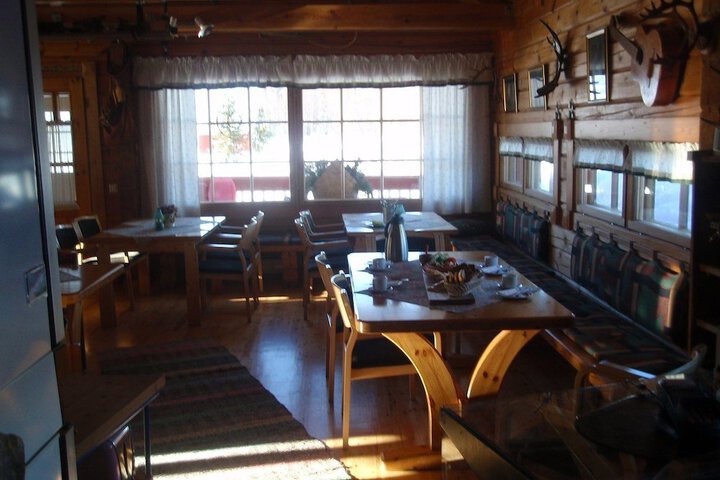 Dining 61 of 91