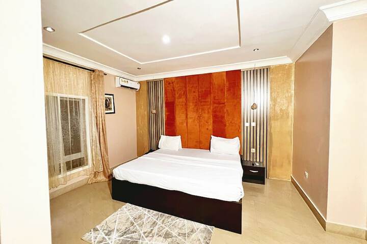 Room 12 of 45