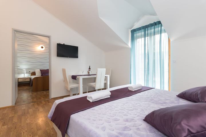 Room 20 of 80