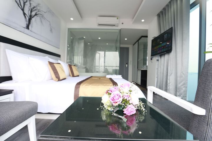 Room 30 of 79