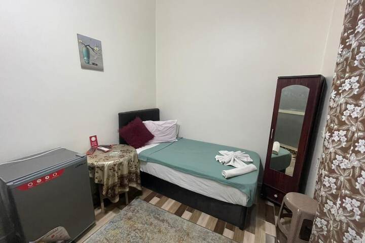 Room 18 of 50