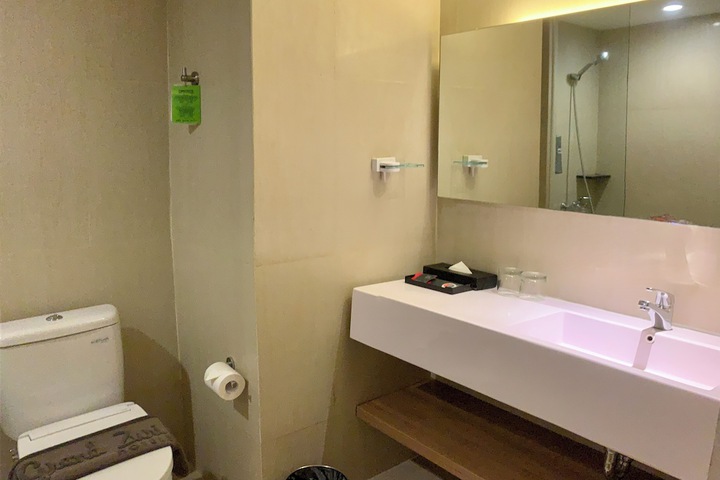 Room 25 of 50