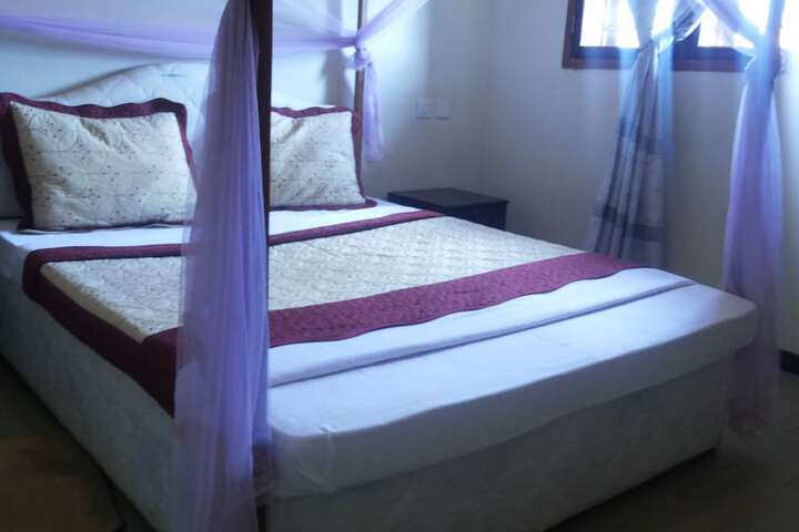 Room 17 of 81
