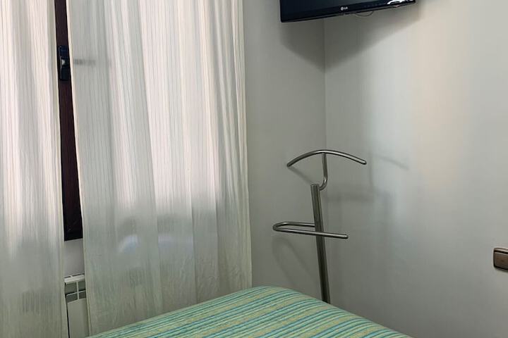 Room 17 of 71