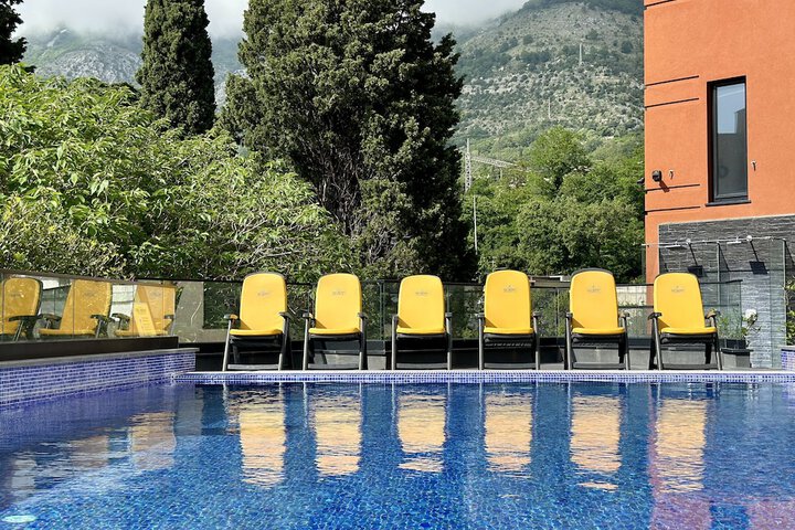 Pool 58 of 83