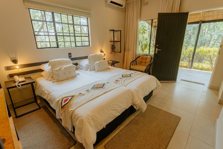 Room 34 of 77