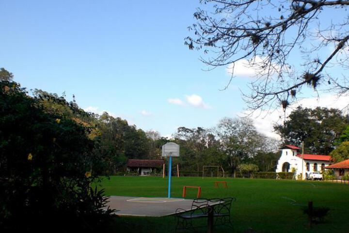 HOTEL HACIENDA EL JARAL