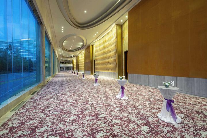 Hotel Interior 6 of 91