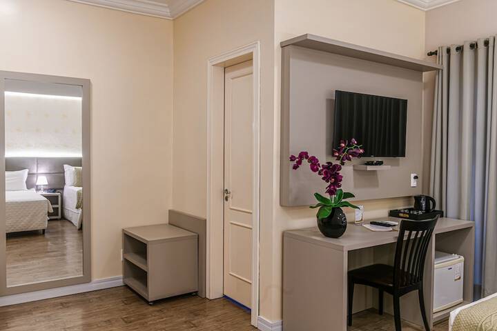 Room 53 of 95