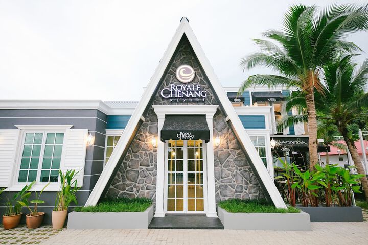 Photo of The Royale Chenang Resort