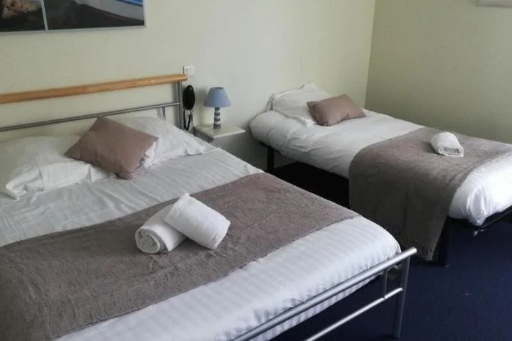 guest_rooms