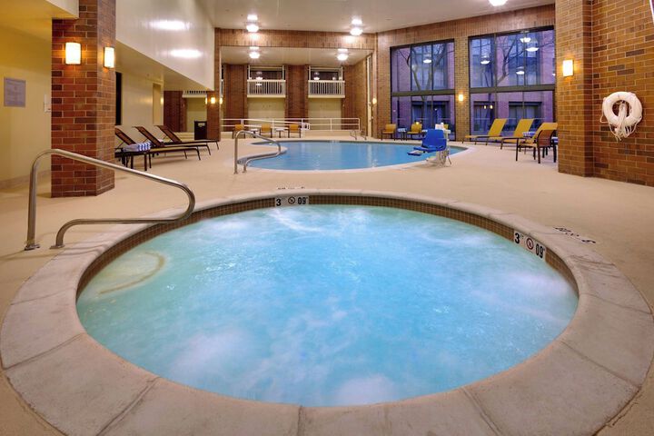 Pool 25 of 51