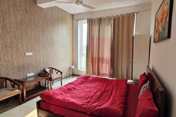 Room 44 of 97