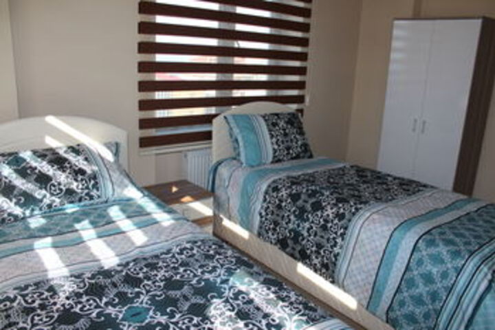 Room 12 of 24