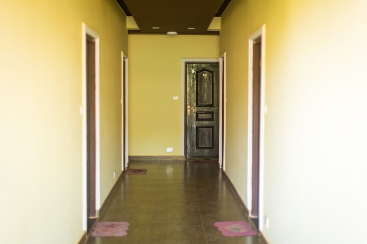 Hotel 4 of 144