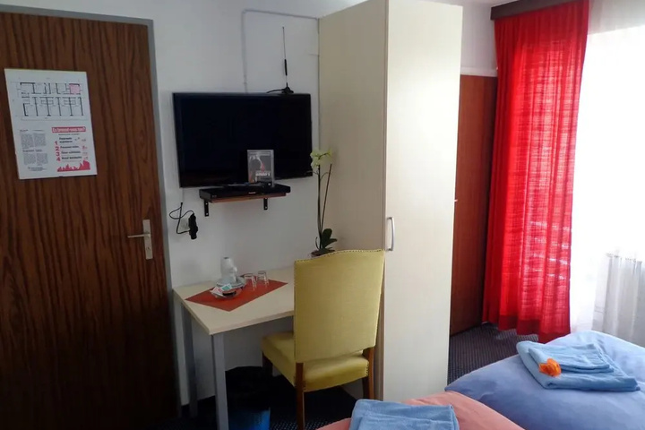 guest_rooms