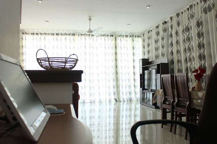 Room 13 of 84