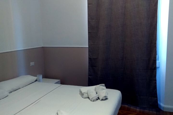 Room 6 of 64