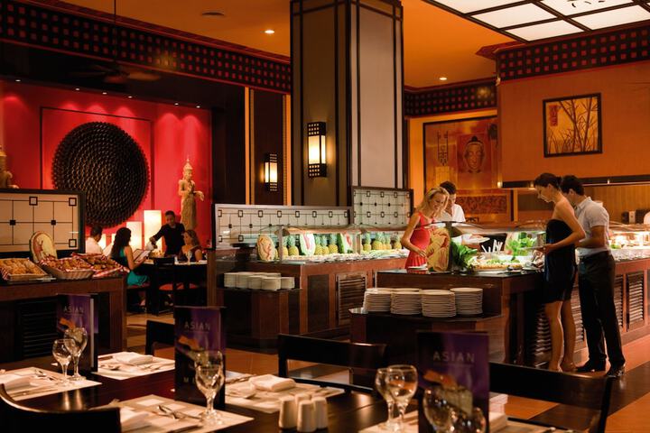 Dining 93 of 130