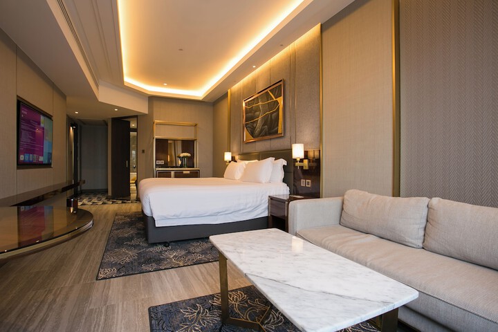 Room 56 of 151