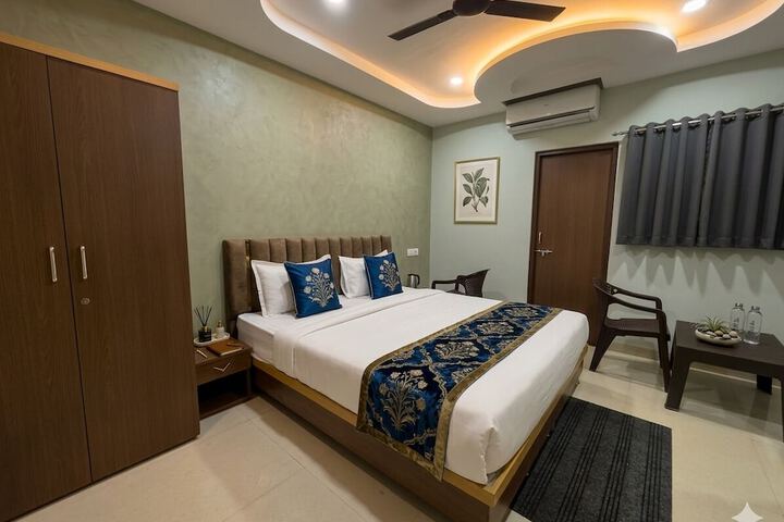 The Mayfair Hotel