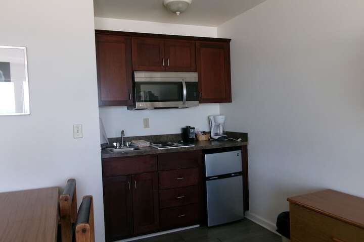Room 27 of 165