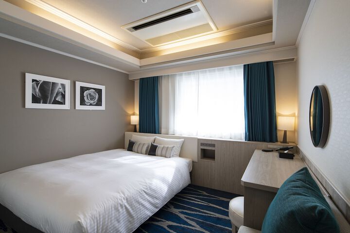 Room 7 of 82