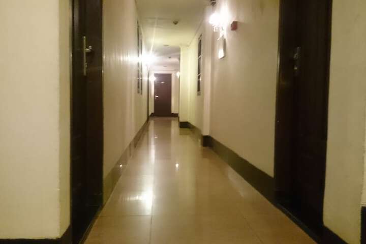 Ballroom/Hall 9 of 10