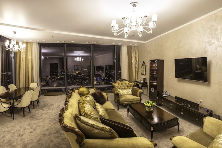 Room 21 of 42