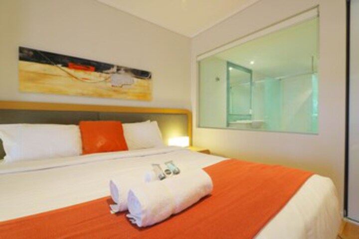 Room 15 of 22