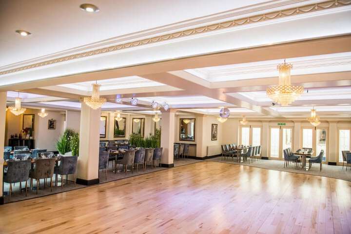 Guest Lobby