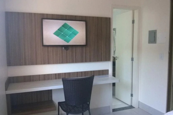 Room 2 of 27