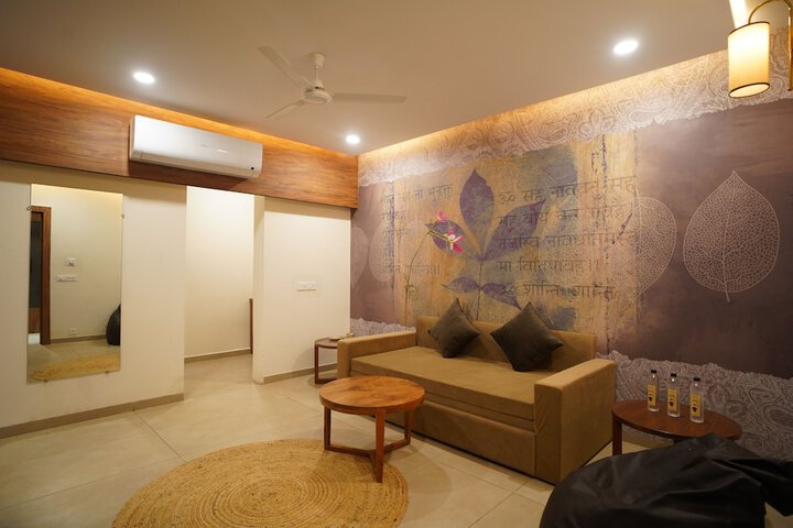 Room 22 of 32