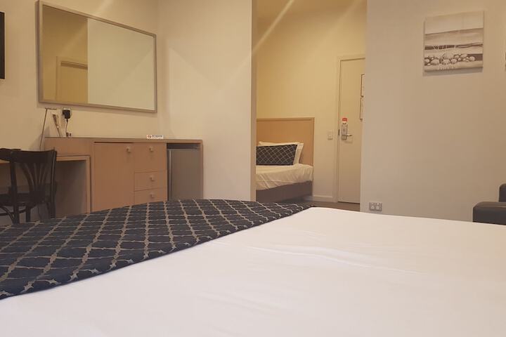 Room 10 of 63