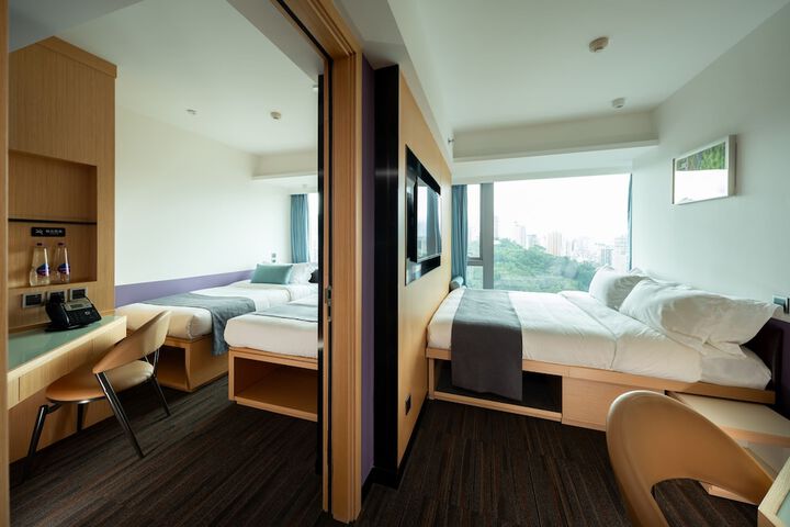 Room 7 of 36