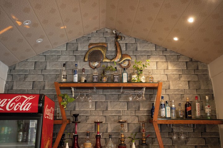 Lounge 108 of 145