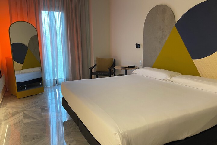 Room 50 of 265
