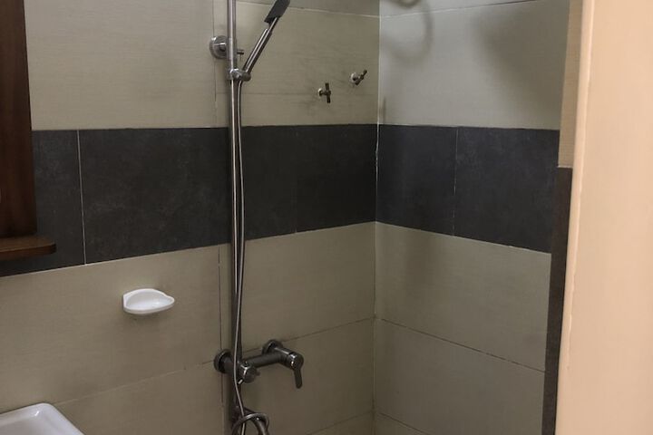 Room 15 of 29