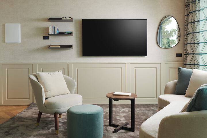 Room 16 of 24